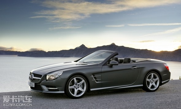 梅赛德斯-奔驰sl级敞篷跑车震撼上市_【南京宁