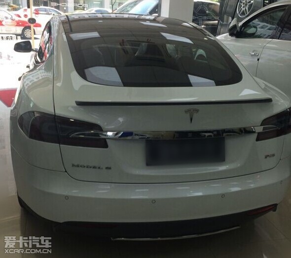 特斯拉充电需要多长时间几个小时能充满电_【