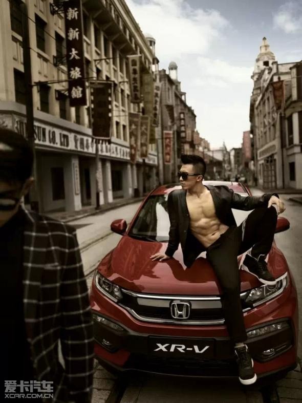 XR-V男人装大片,时尚性感真爷们 ​_【东风本