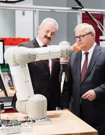 智能工厂,展现奥迪智能生产愿景_【陕西新丰泰