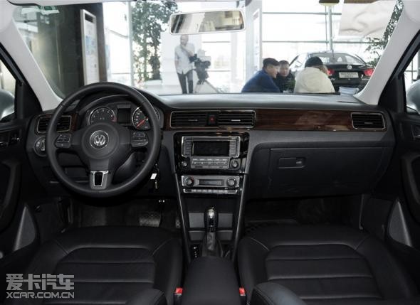 桑塔纳新款报价最低4.49W现车最高优惠4000