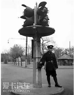 科普知识 红绿灯是怎么被发明出来的_【深圳市