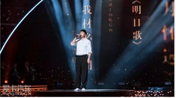听张杰演绎 少年中国说 每一个中国梦