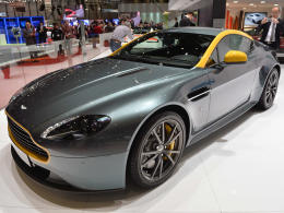 ˹١V8 Vantage N430߷