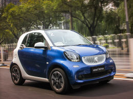 鶯/Ȥ smart fortwo