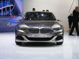 Ԥδ Compact Sedan
