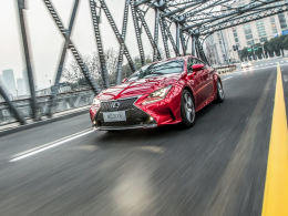 뵶ں LEXUS RC 200t F SPORT