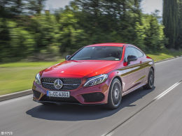 ÷˹-AMG C 63 ܳ102.8
