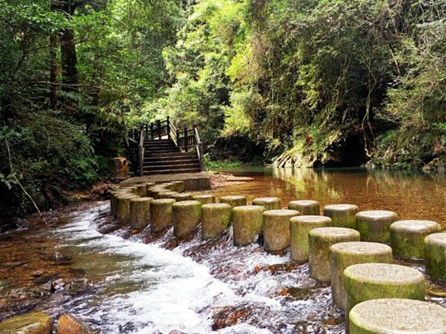 拍尤溪九阜山一日游美景