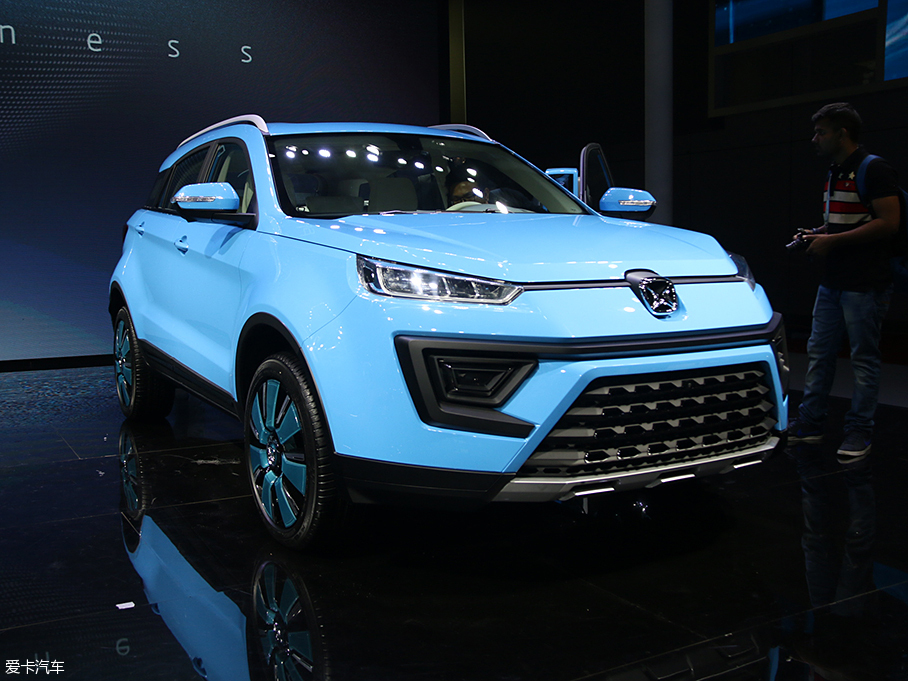 2017Ϻ܇չ:SS330 PHEVl(f)