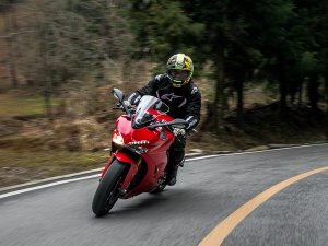 极致灵动 杜卡迪super sport鸰速试驾