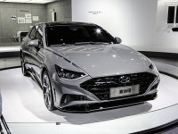 �F�������{�����°������� ���T�I��܇