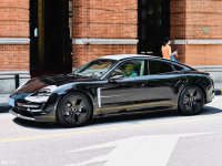 Taycan�ɼ���Apple Music ����������