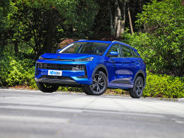 15万以内最有样儿的新兵 试驾思皓QX 15万以内最有样儿的新兵 试驾思皓QX