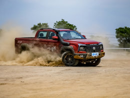 越野皮卡又有新選擇 試駕中國重汽皮卡