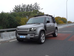 方盒子鼻祖名不虛傳 路虎衛士深度體驗