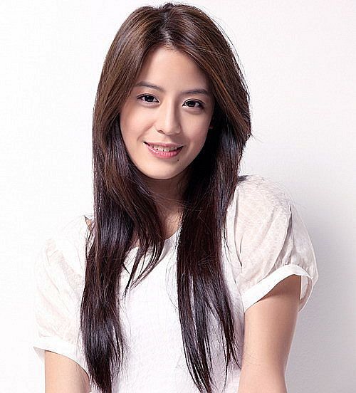 <em>周杰伦女友</em>江语晨+美女携私家座驾亮相
