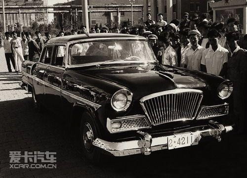 60年轮迹 新中国第一辆汽车在一汽下线