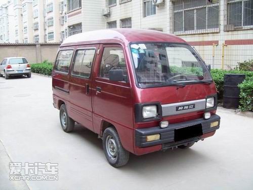 松花江面包车1L 售价0.6万元