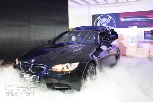 bmw m3惊艳亮相高清图片