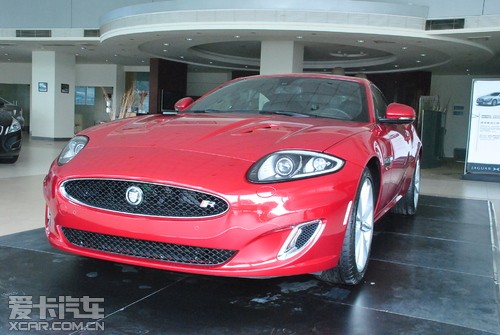 捷豹XKR 5.0L V8红色现车 售价213万元