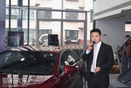 奔驰汽车销售顾问面试_奔驰销售顾问收入