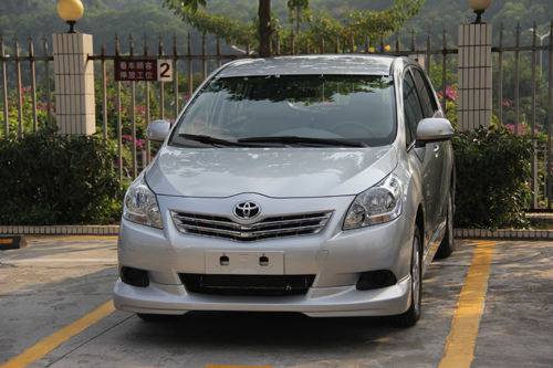逸致改装版 _爱卡汽车; 广汽丰田致炫改装图