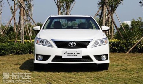 试驾文峰店第七代凯美瑞骏瑞 运动稳重动感