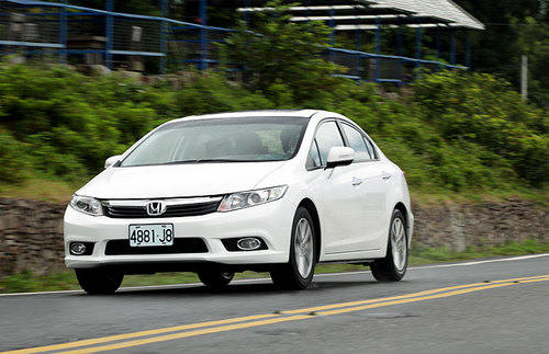 细腻动感 海外试驾第九代本田CIVIC 1.8