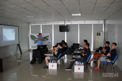 亲历中国高端赛车培训--首期Radical赛车