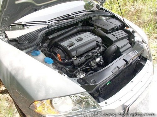 明銳騰發動機布局