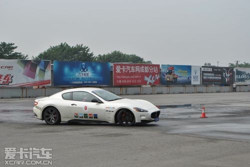 玛莎拉蒂全系跑车征战成都国际赛车场