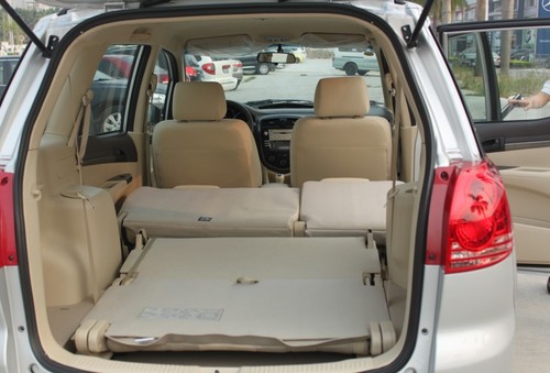 爱卡实拍海马普力马 8万元7座商务用车