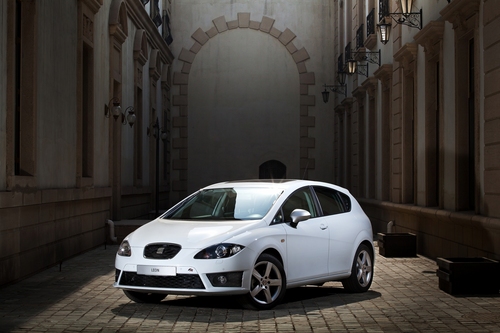 德国进口大众西雅特 惊爆国产价格