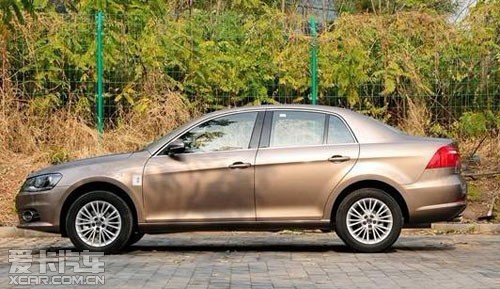 2012款宝来钜惠+助阵2013款新宝来上市