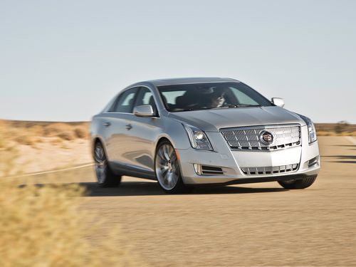 就現時下的前驅平臺的豪華車而言,除了奧迪A8S8,沒有比她操控表現更好的了 就現時下的前驅平臺的豪華車而言,除了奧迪A8S8,沒有比她操控表現更好的了