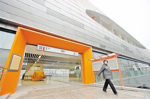 首页 重庆车市 商家商情 轨道一号线沙大段预计20日载客试运行