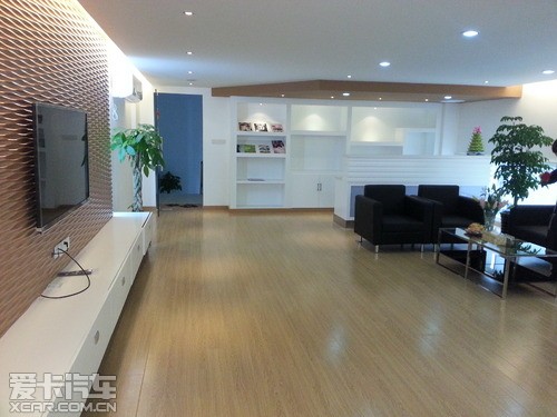 华胜奔驰’宝马’奥迪专修连锁全国第55店 华胜奔驰’宝马’奥迪专修连锁全国第55店