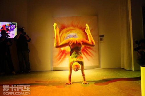 激情天成速腾GLI成都上演 艺速 之夜