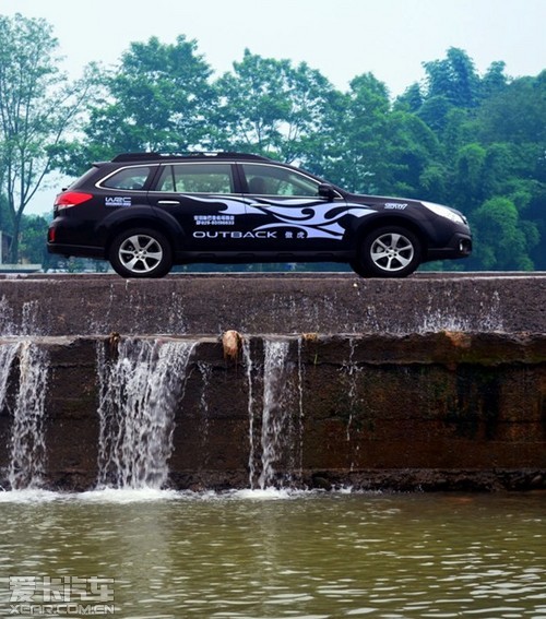 傲虎2.5四驱瓦屋山旅游环线深度测试!_爱卡汽