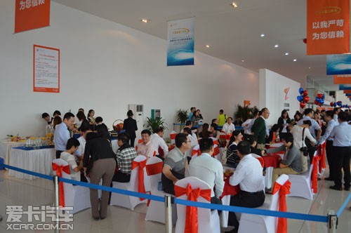 广西弘通诚新二手车展厅开业暨特惠活动