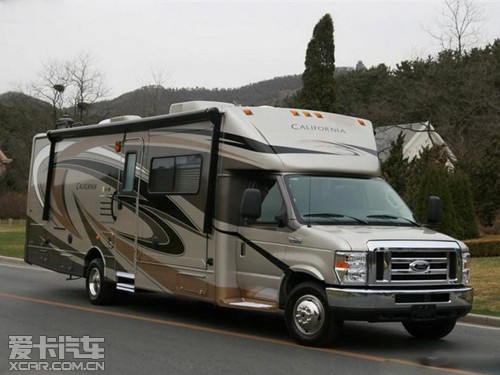 福特E450自行式房车移动城堡天津成本价