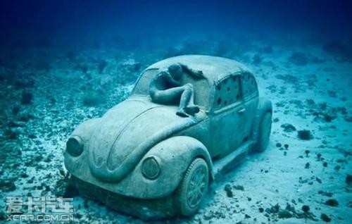 是甲壳虫残骸还是海底礁石?水下博物馆展览