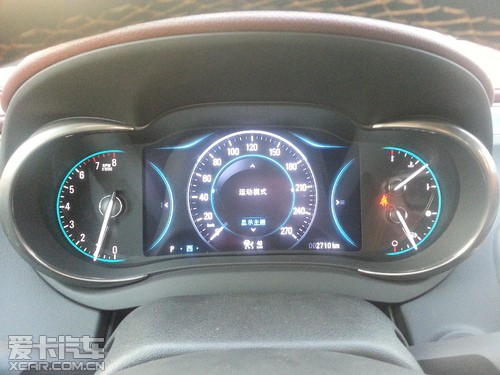 副标题_新君越对比试驾2013款迈腾 中级车对