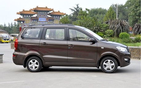 动力巅峰东风小康风光紧凑型性价比之王