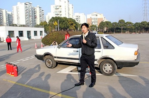 上海交通安全驾驶体验日主题活动