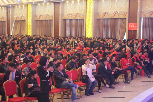 斩获715台 雪铁龙万人团购会完美收官_爱卡汽车