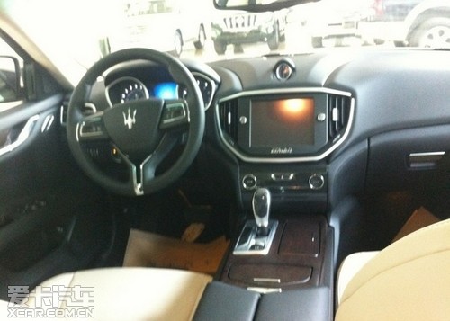 14款玛莎拉蒂吉博力现车魅力价火爆开售