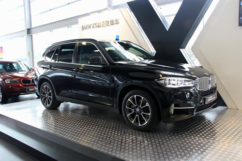 bmw x5升级版防弹车 亮相上海宝诚宝马