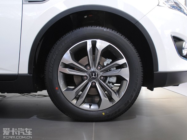 东风裕隆全新suv-纳智捷u6亮相南通车展